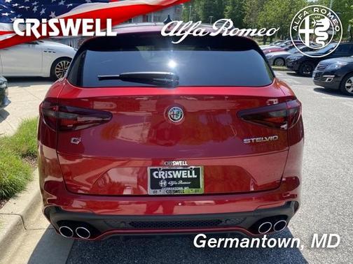 2023 Alfa Romeo Stelvio Quadrifoglio