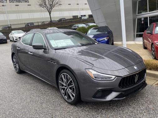 2023 Maserati Ghibli Modena Q4