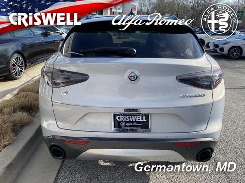 2024 Alfa Romeo Stelvio Ti