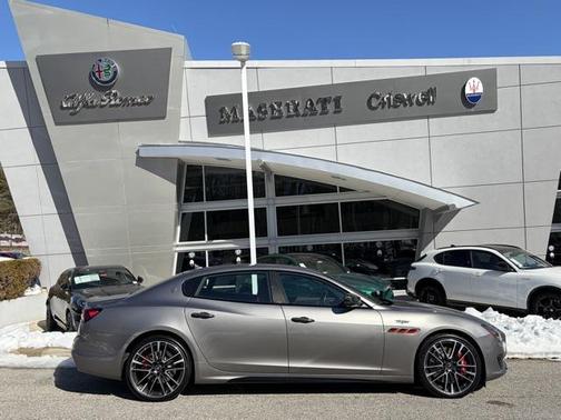 2022 Maserati Quattroporte Trofeo
