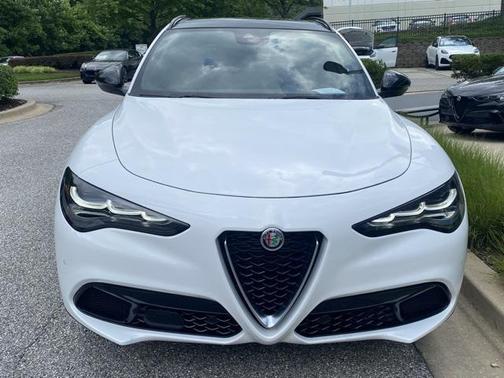 2024 Alfa Romeo Stelvio Ti