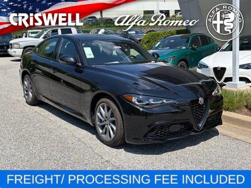 Vulcano Black Metallic 2026 Alfa Romeo Giulia AWD