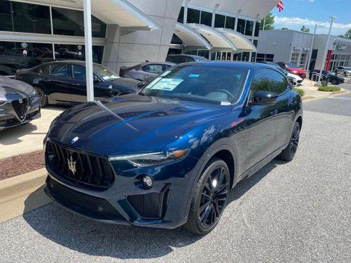 Blue Royale Special Metallic 2024 Maserati Levante Trofeo V8 Ultima