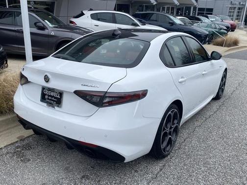 2024 Alfa Romeo Giulia Veloce RWD