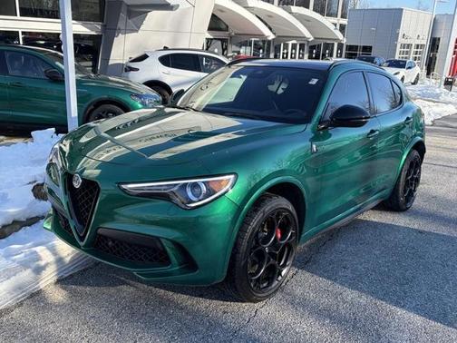 2023 Alfa Romeo Stelvio Quadrifoglio