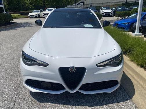 2022 Alfa Romeo Giulia Veloce