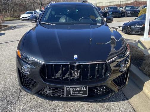 2023 Maserati Levante Modena