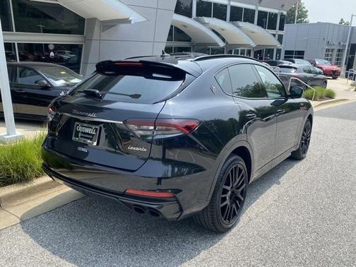 2022 Maserati Levante Trofeo
