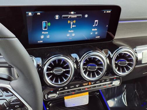 2026 Mercedes-Benz GLB 250 Base