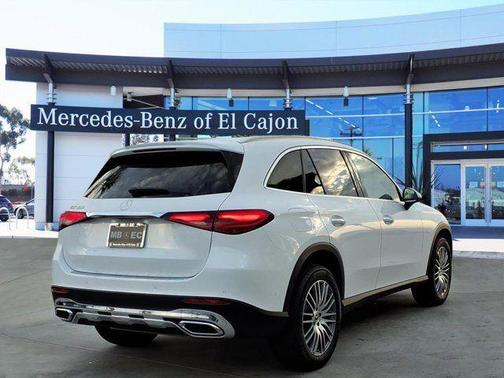 2026 Mercedes-Benz GLC 300 Base