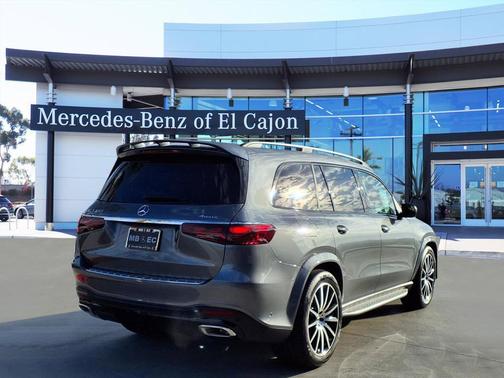 2026 Mercedes-Benz GLS 580 Base 4MATIC