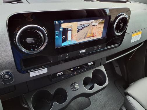 2026 Mercedes-Benz Sprinter 2500 Standard Roof