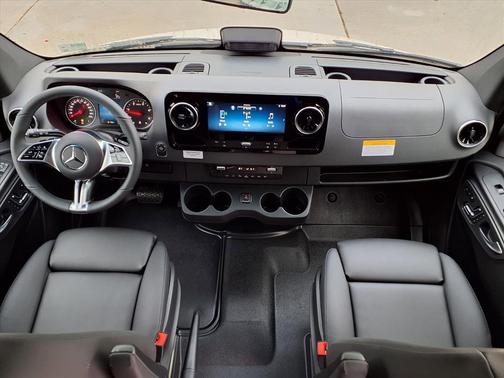 2026 Mercedes-Benz Sprinter 2500 Standard Roof