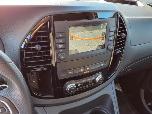 2023 Mercedes-Benz Metris Base