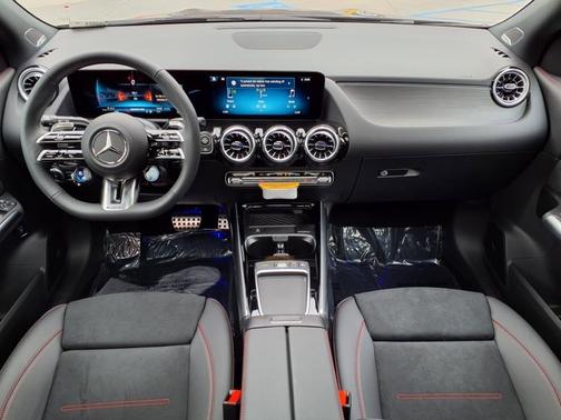 2026 Mercedes-Benz AMG GLA 35 Base