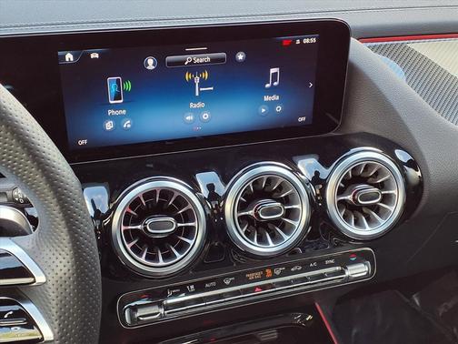 2025 Mercedes-Benz AMG GLA 35 Base