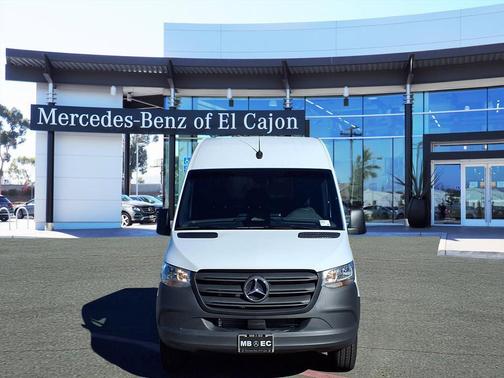 2026 Mercedes-Benz Sprinter 2500 144 WB