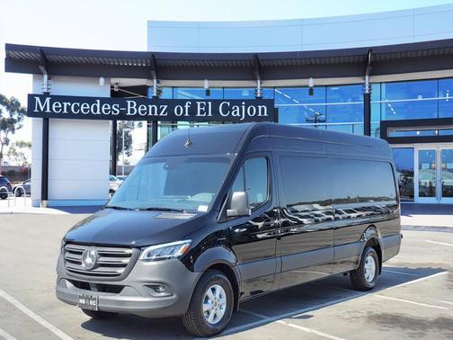 2024 Mercedes-Benz eSprinter 2500 170 WB High Roof Cargo