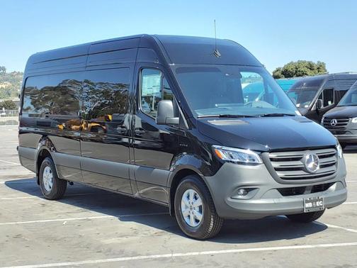 2024 Mercedes-Benz eSprinter 2500 170 WB High Roof Cargo