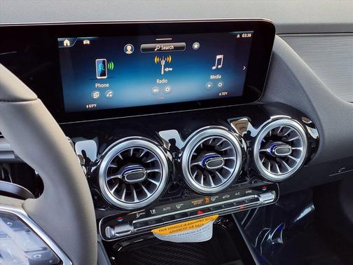 2026 Mercedes-Benz GLA 250 Base