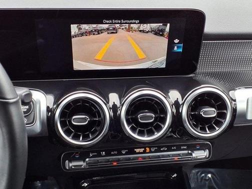 2022 Mercedes-Benz GLB 250 Base