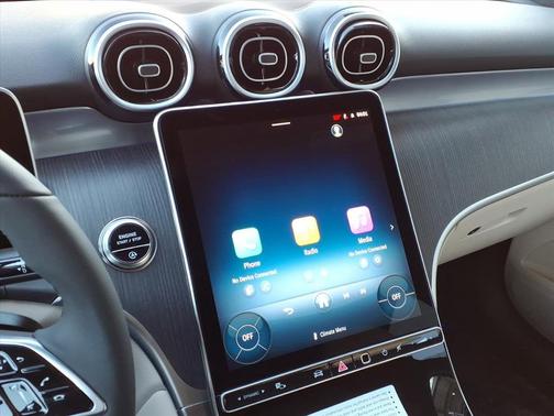 2026 Mercedes-Benz GLC 300 Base