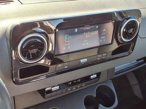 2026 Mercedes-Benz Sprinter 2500 170 WB