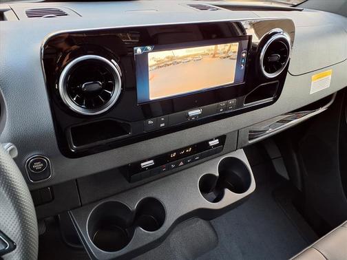 2026 Mercedes-Benz Sprinter 2500 144 WB