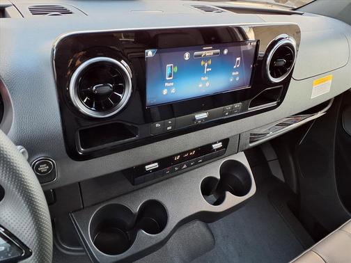 2026 Mercedes-Benz Sprinter 2500 144 WB