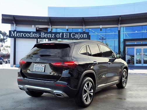 2025 Mercedes-Benz GLA 250 Base