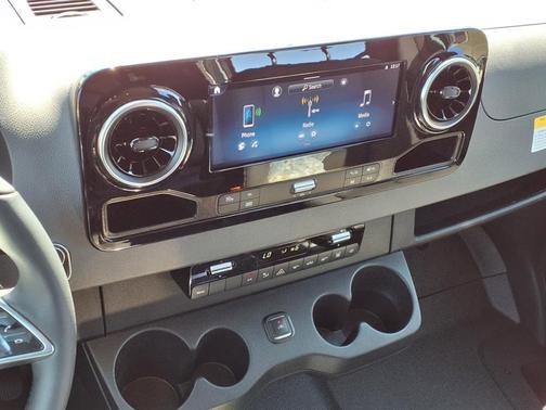 2025 Mercedes-Benz Sprinter 2500 High Roof