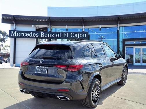 2026 Mercedes-Benz GLC 300 Base