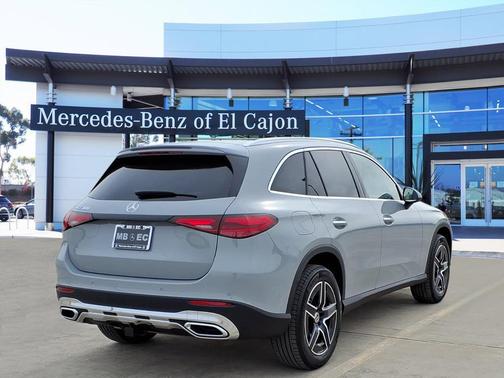 2026 Mercedes-Benz GLC 300 Base