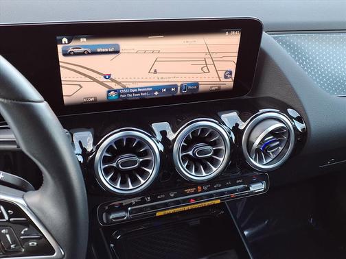 2025 Mercedes-Benz GLA 250 Base