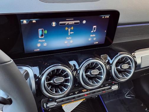 2026 Mercedes-Benz GLB 250 Base