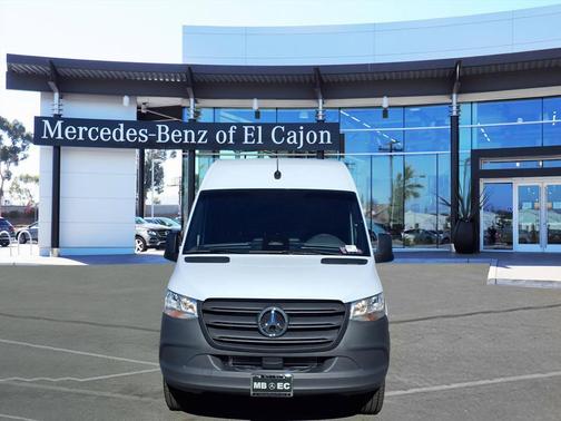 2026 Mercedes-Benz Sprinter 2500 144 WB