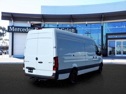 White 2026 Mercedes-Benz Sprinter 2500 170 WB