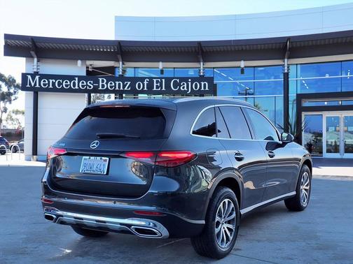 2025 Mercedes-Benz GLC 300 Base