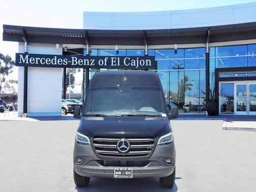 2023 Mercedes-Benz Sprinter 2500 170 WB
