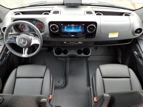 2026 Mercedes-Benz Sprinter 2500 144 WB