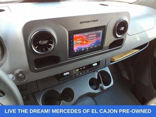 Arctic White 2025 Mercedes-Benz Sprinter 2500 144 WB