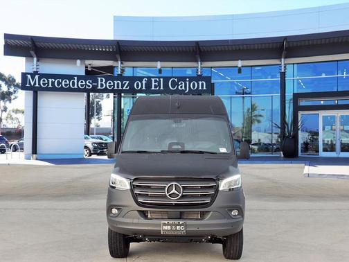 2026 Mercedes-Benz Sprinter 2500 High Roof
