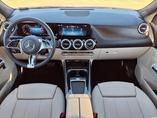 2026 Mercedes-Benz GLA 250 Base