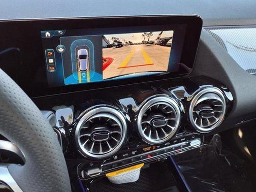 2026 Mercedes-Benz AMG GLA 35 Base