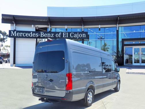 2025 Mercedes-Benz Sprinter 2500 High Roof
