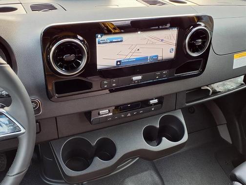 2026 Mercedes-Benz Sprinter 2500 Standard Roof