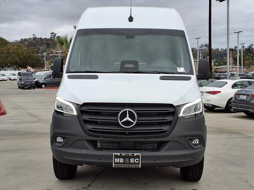 2026 Mercedes-Benz Sprinter 2500 170 WB