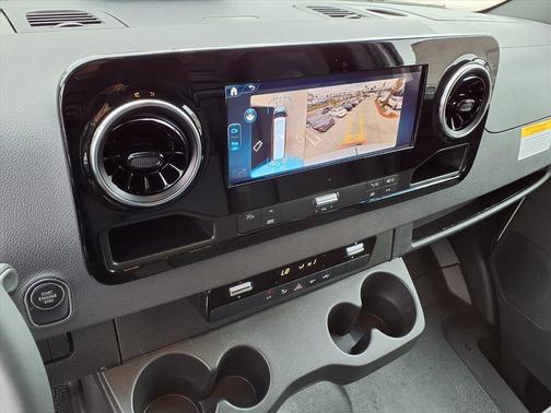 2026 Mercedes-Benz Sprinter 2500 170 WB