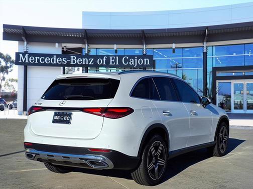 2026 Mercedes-Benz GLC 300 Base