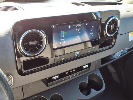 2026 Mercedes-Benz Sprinter 2500 170 WB